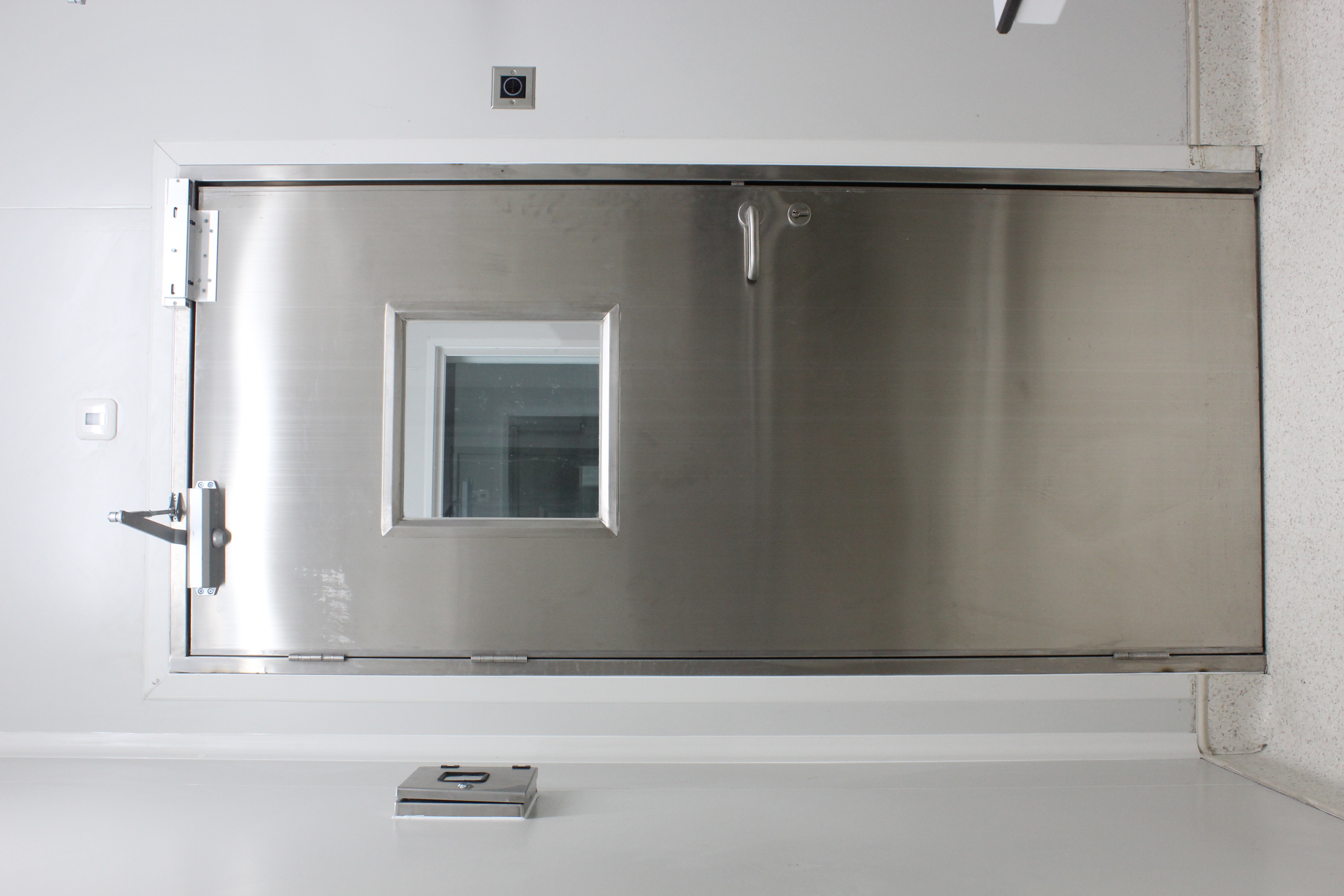 Stainless Door 1